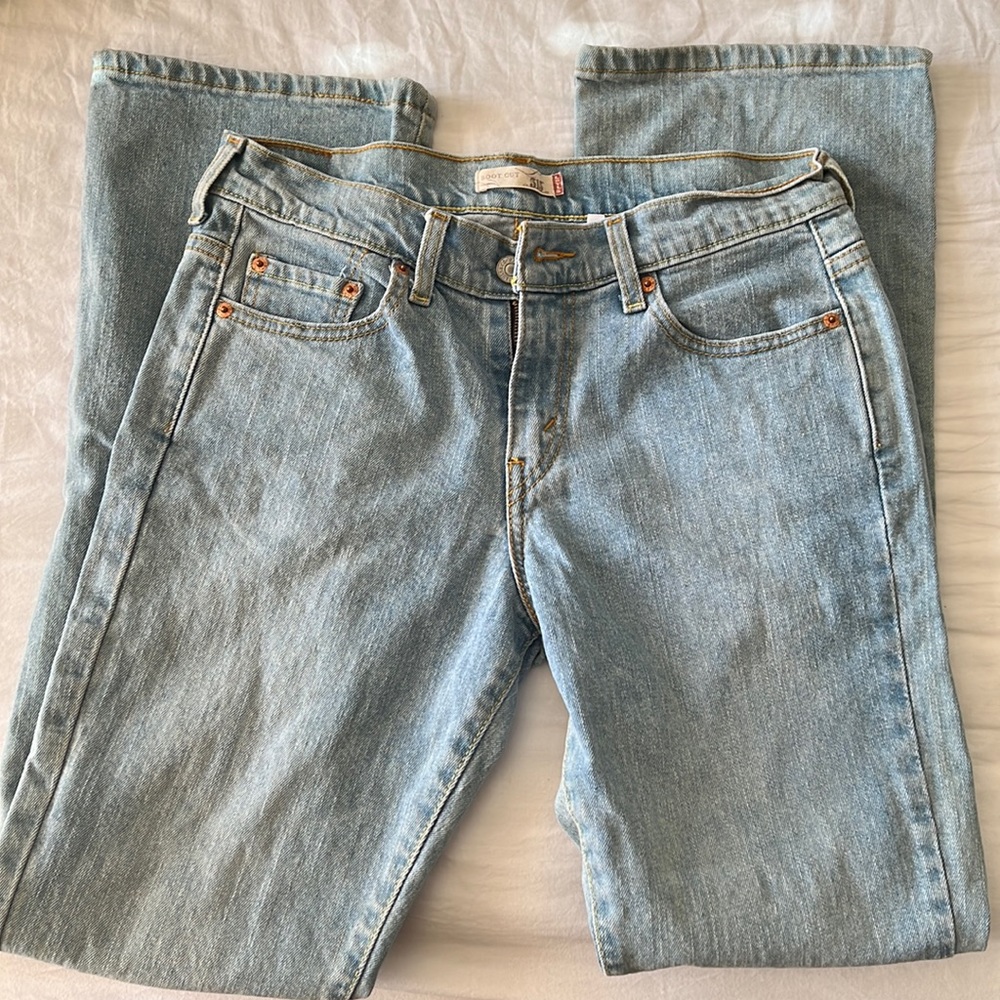 Levis boot cut